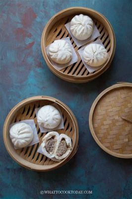  Heze Steamed Buns: A Symphony of Softness and Savory Simplicity!