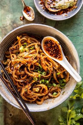   Spicy Rice Noodles: Can Tangy Vinegar and Rich Chili Oil Truly Dance Together in Culinary Harmony?